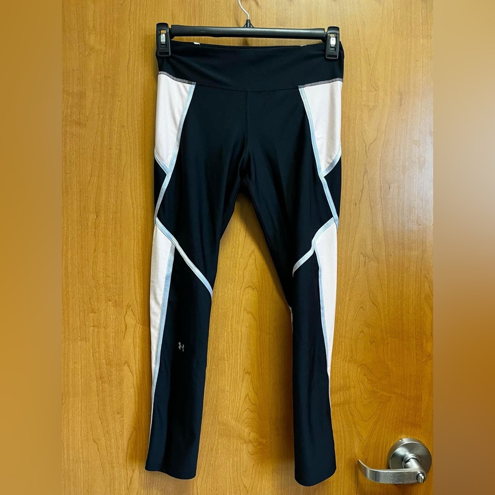 Under Armor workout leggings Size M
